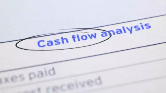 8 Tips to Manage Cash Flow Like Your Construction Business Depends on It