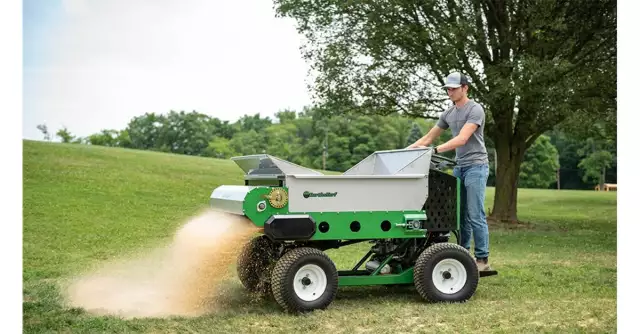 Earth & Turf Products introduces MultiSpread 415 SP