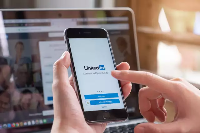 How CRE Professionals Can Boost Their Visibility On LinkedIn