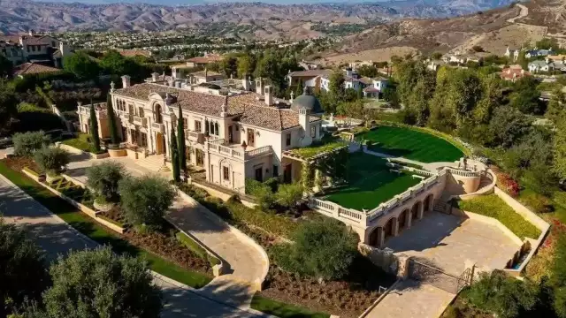 That’s Amore! Villa Bellezza in Calabasas Back on the Market at a Discount