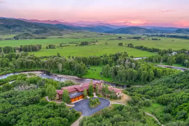 Video of the Week: Inside Steamboat Springs, Colorado’s Sky River Ranch - Sotheby´s International...