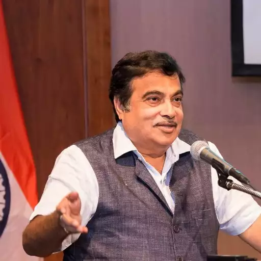 The government is working to construct electric highways: Nitin Gadkari -