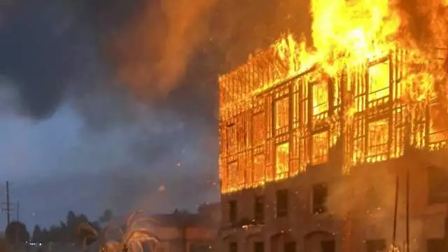 Blaze Destroys Wood-Framed Hotel Project in California