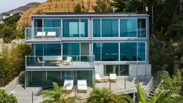 Pierre Koenig’s Malibu Beach House Is Back on the Market With a Significant Price Cut