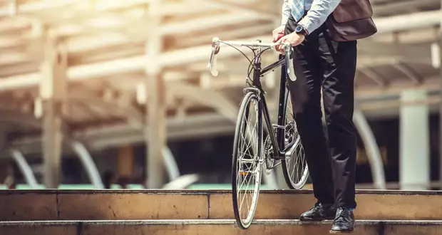 Cycling charity says employers must do more to encourage active travel to work - FMJ