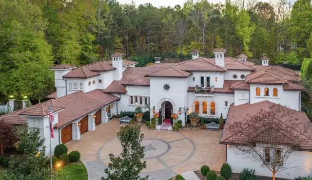 $7 Million Home In Charlotte, North Carolina (PHOTOS + FLOOR PLANS)