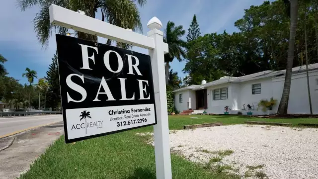 July Existing-Home Sales Fall for the Sixth Straight Month, Realtors See ‘Housing Recession’