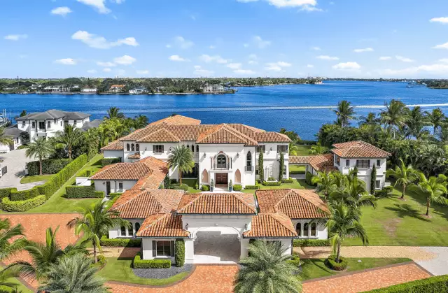 $32 Million Waterfront Home In Jupiter, Florida (PHOTOS)