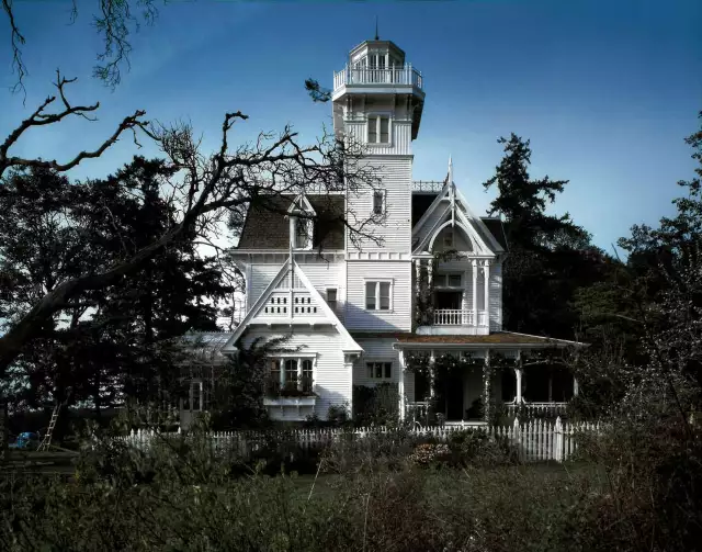 Is the Practical Magic House Real? A Throwback to the Magical Movie House that Bewitched Us All!