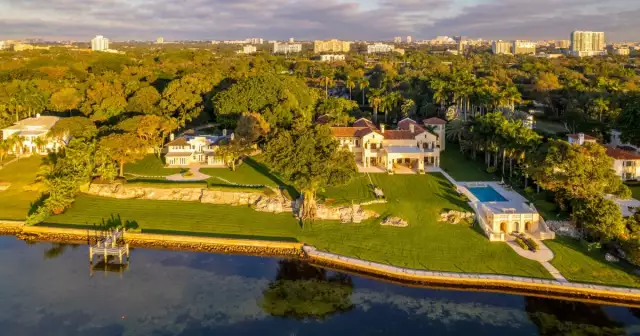 Ken Griffin buys Miami compound for $106.9 million, a new record