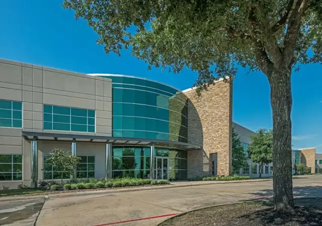 Men’s Wearhouse Houston HQ Trades