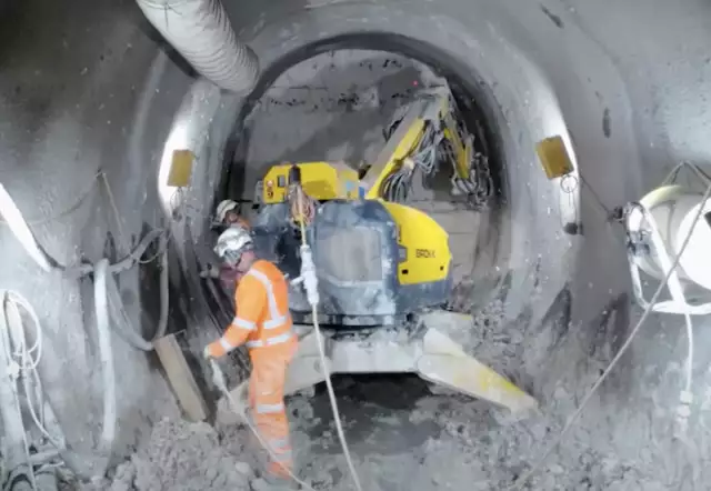 Expert miners start HS2 tunnel emergency cross passages