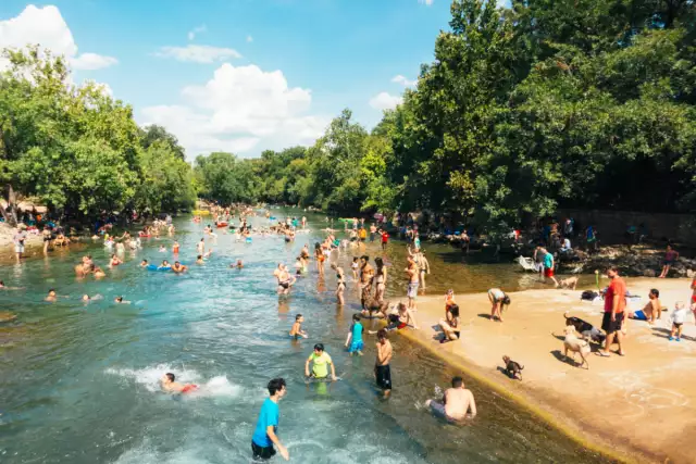 14 Beautiful Places in Austin, TX – Bat City’s Best Scenic Destinations for Newcomers