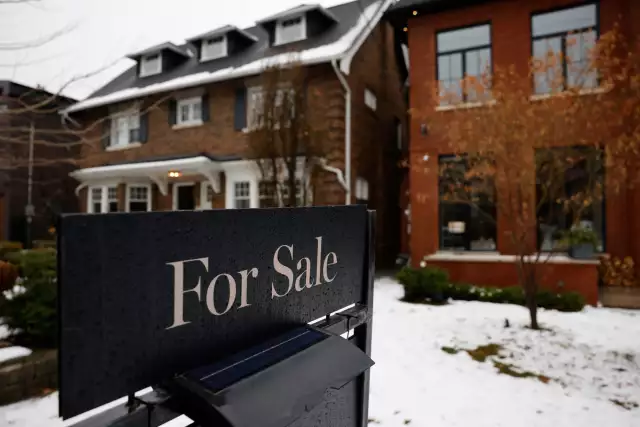 Canadian home sales January totals at lowest since 2009: CREA - Mortgage Rates & Mortgage Broker News in Canada
