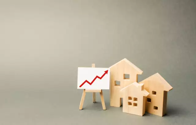 Average UK house price rises to £256,600: Zoopla