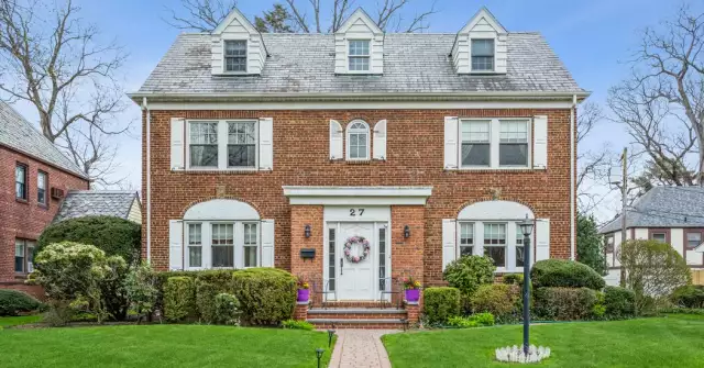 Homes That Sold for Around $1 Million