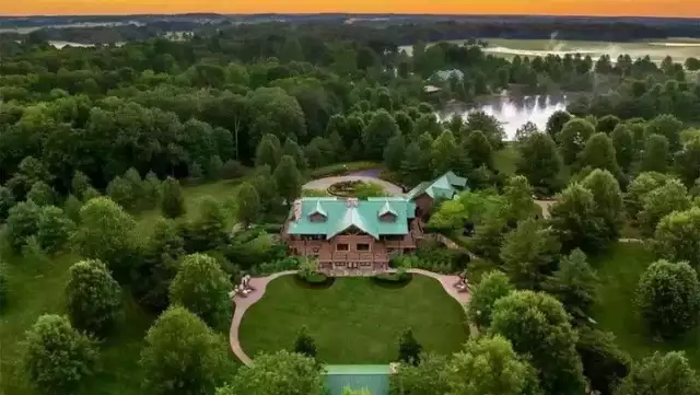 550-Acre Entertainment Compound Is Indiana’s Most Expensive Listing